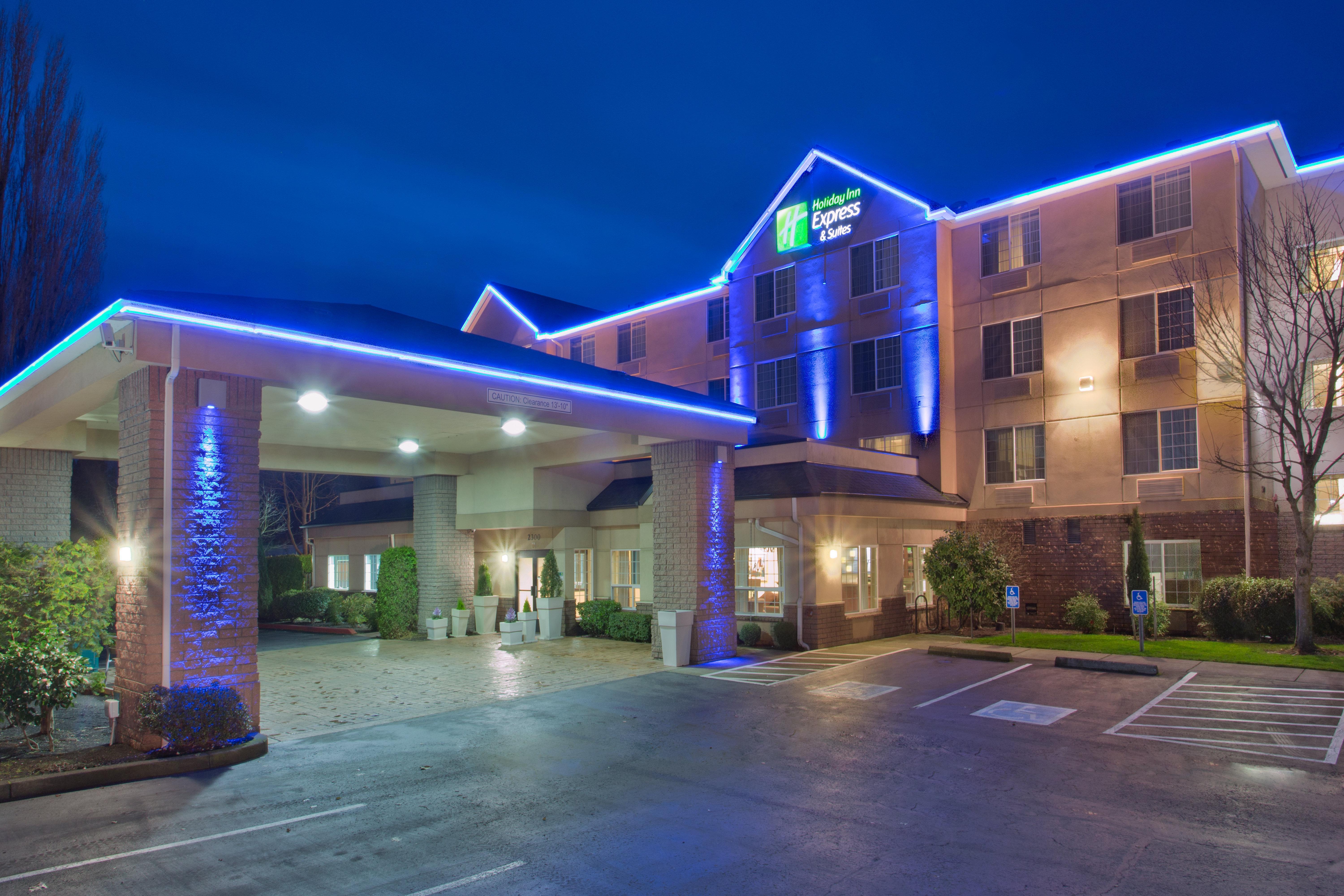 Holiday Inn Express Hotel & Suites Portland - Jantzen Beach By Ihg Exterior photo